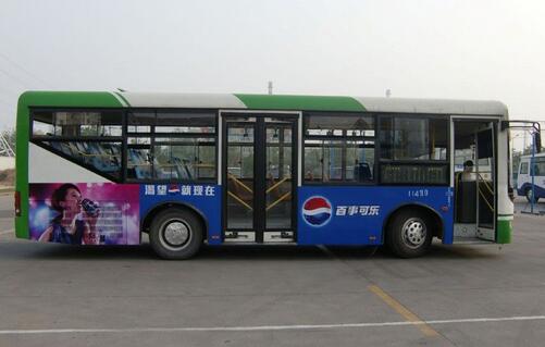 公交车.jpg