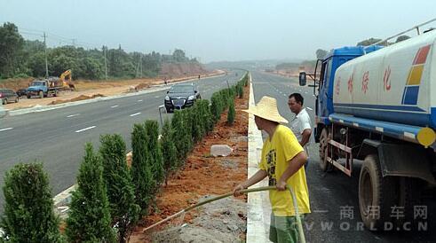 昌九大道6月30日通车 江西省内顶级免费一级公路.jpg