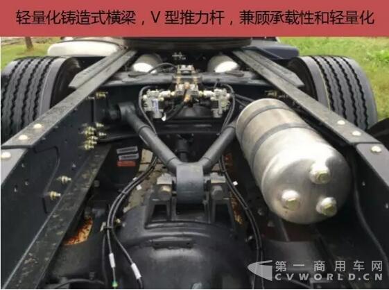 实测自重仅8.1吨 联合卡这款国五6X4牵引车合你心意不？3.jpg