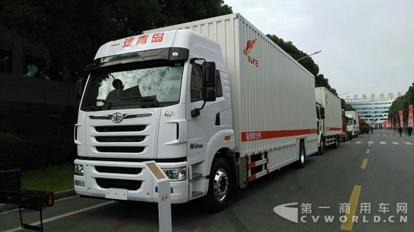 解放途V 4X2载货车2.jpg