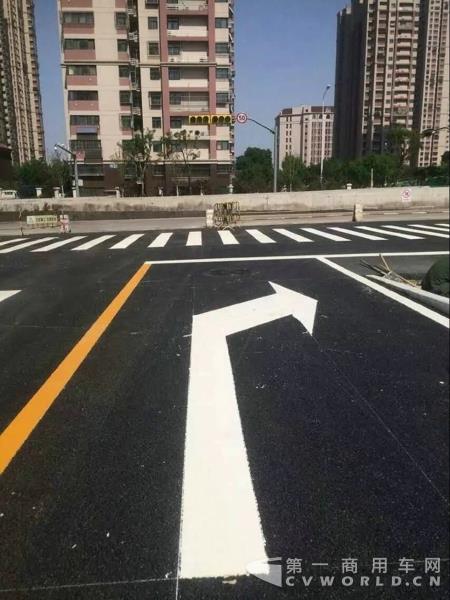 专路.jpg