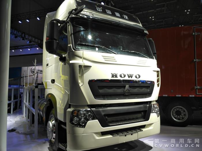 重汽HOWO T7H 430马力2.jpg