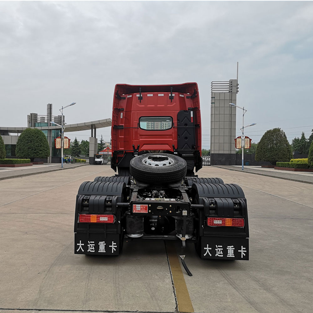 【
 原创】今年的前4批公示，大运重卡申报车型均为纯电动自卸车，而此次大运重卡将“茅头”转向燃料电池车和危险品运输车，寓意何在？这两款车与以往的产品有哪些不同之处呢？本期，
为您报道。