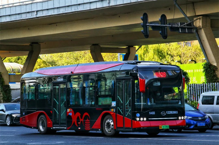 【
 原创】4月,国内各品牌新能源
销量表现如何？较3月相比有哪些变化？各细分市场间的竞争呈现出怎样的态势？