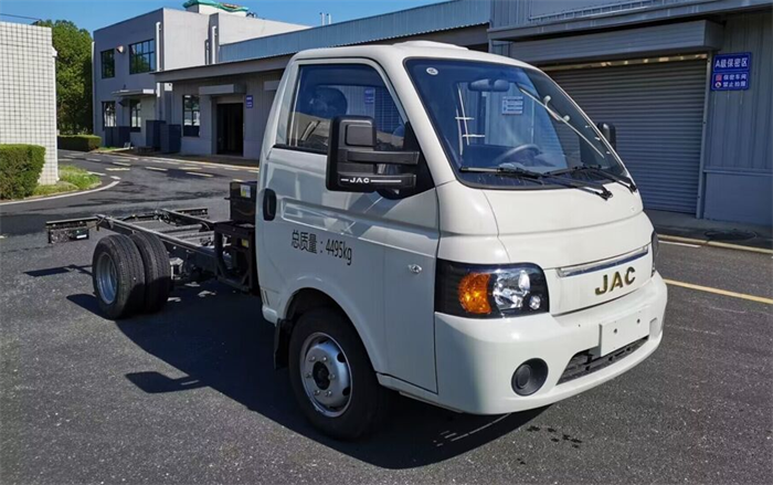 【
 原创】在轻卡市场向新能源转型的道路上，有哪些企业动向值得关注？